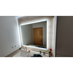 Espejo baño luz LED frontal con esquinas redondeadas Nusa