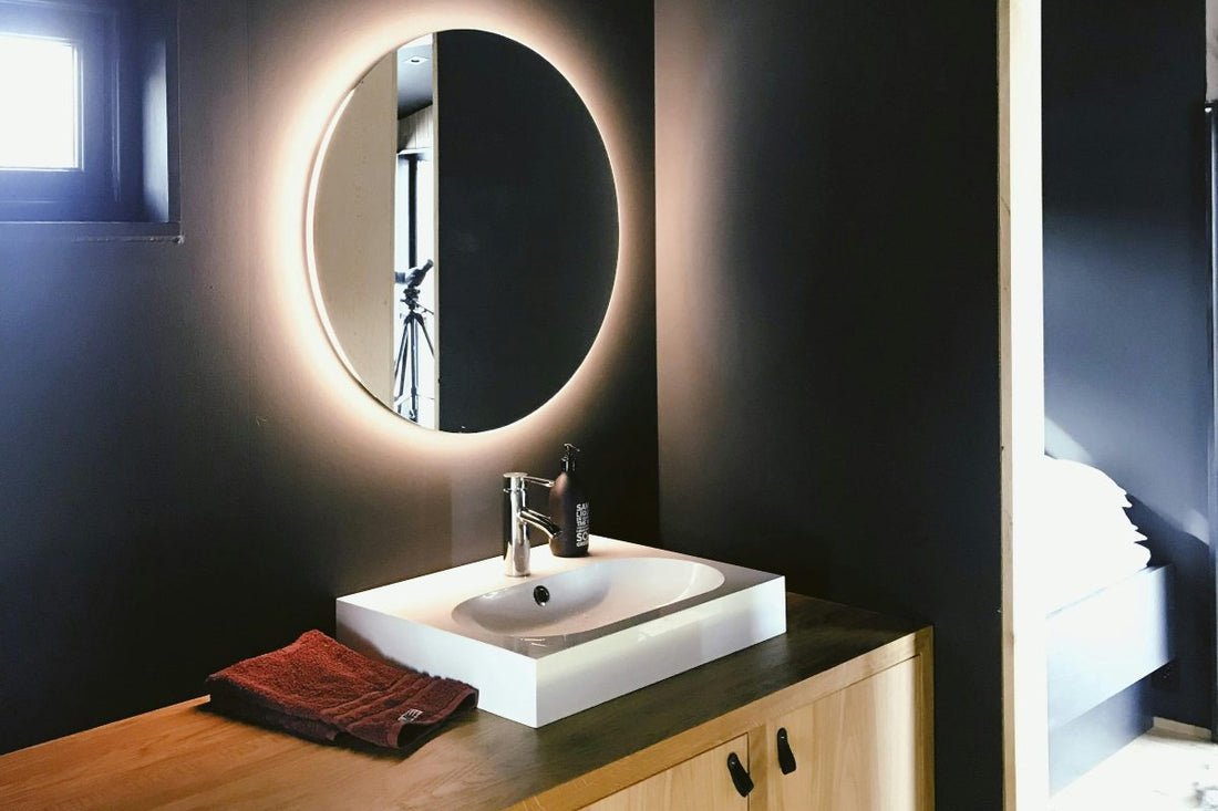 CÓMO INTEGRAR UN ESPEJO DE DISEÑO MODERNO EN TU DECORACIÓN