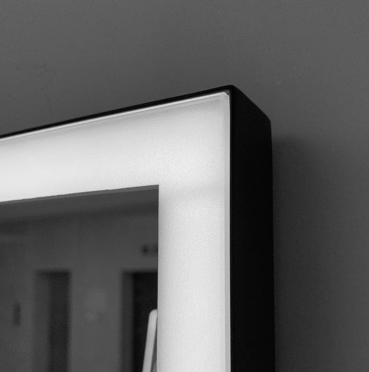 Espejo led cuadrado con luz frontal Suiza TRILED - LEDIMEX - EspejoLED