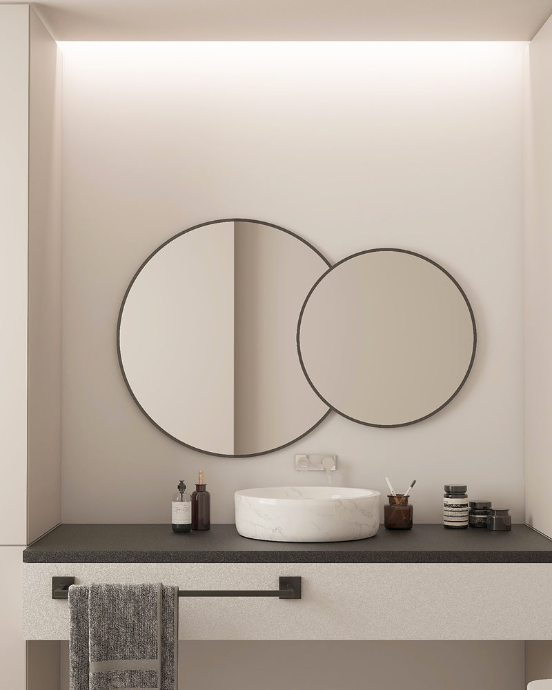 Espejo de baño con luz LED de forma orgánica, retroiluminado · Modelo BASTER