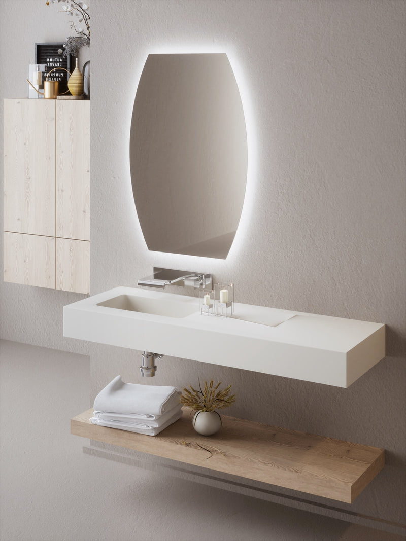 Espejo de baño con luz LED de forma orgánica a medida, retroiluminado · Modelo BIRALUX